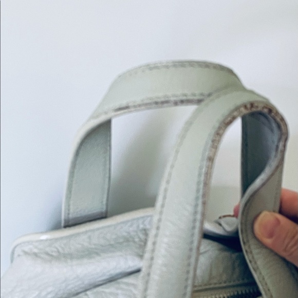 💯AUTHENTIC CHANEL mini leather bag - Picture 9 of 13